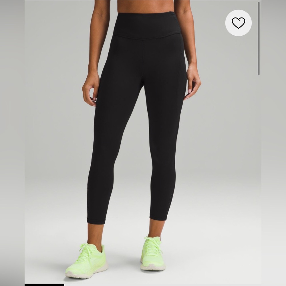 Lululemon Fast & Free High-Rise Tight Leggings 25” with pockets size 6 in black